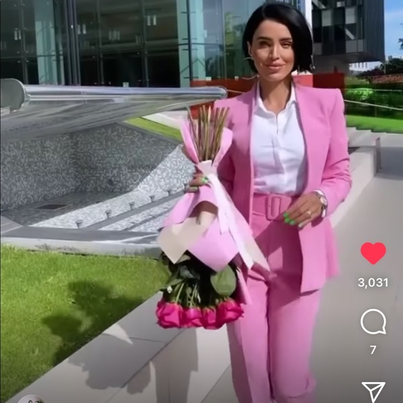 SOLD 🔥Zara lapelless blazer - Picture 6 of 13